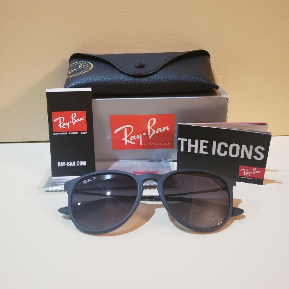NWT  Ray-Ban black Erika sunglasses Authentic
